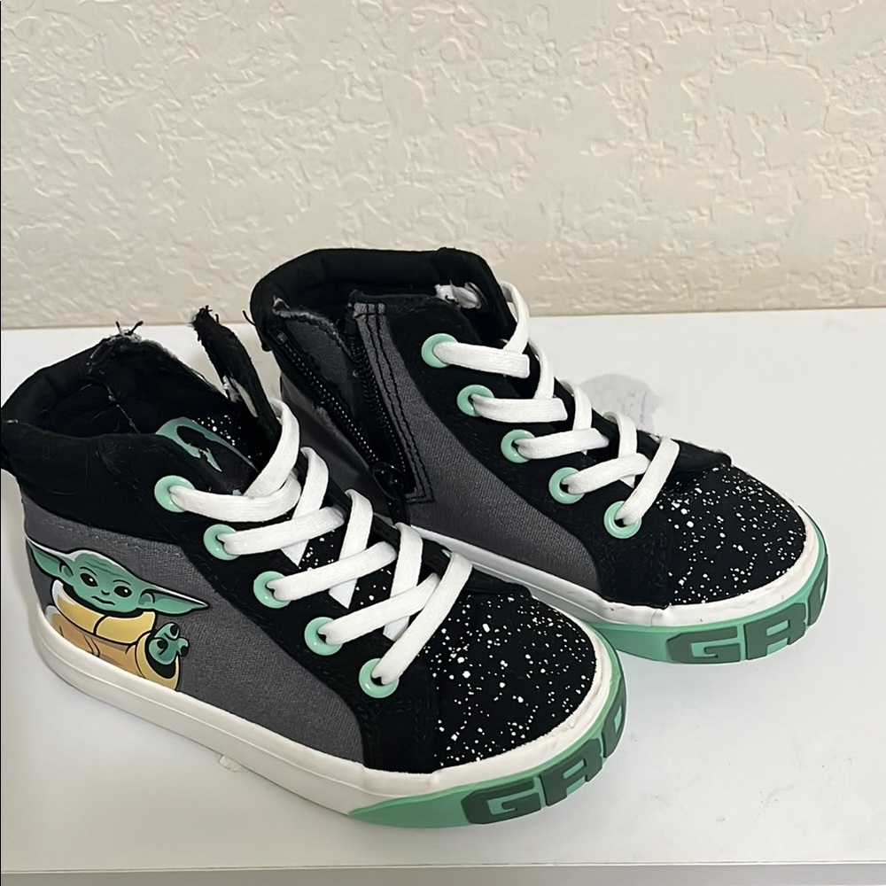 Star Wars Black and Green High-Top Sneakers